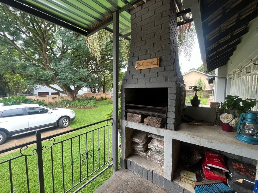 4 Bedroom Property for Sale in Protea Park North West